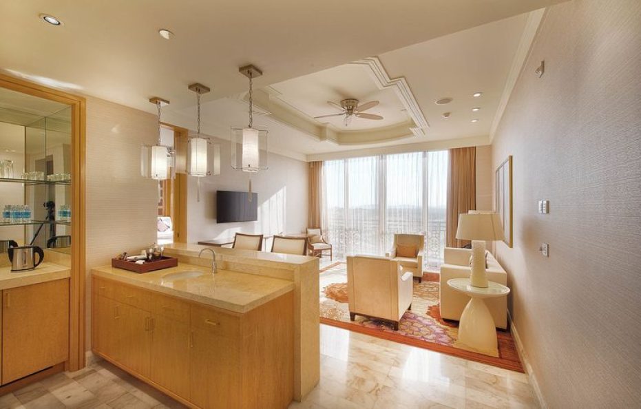 Suite Golf View