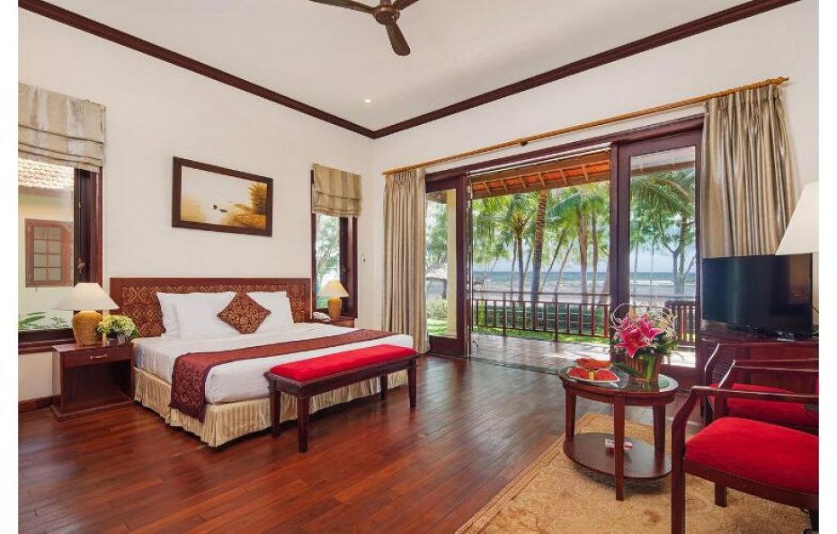 Villa trước biển (Beach Front Villa)