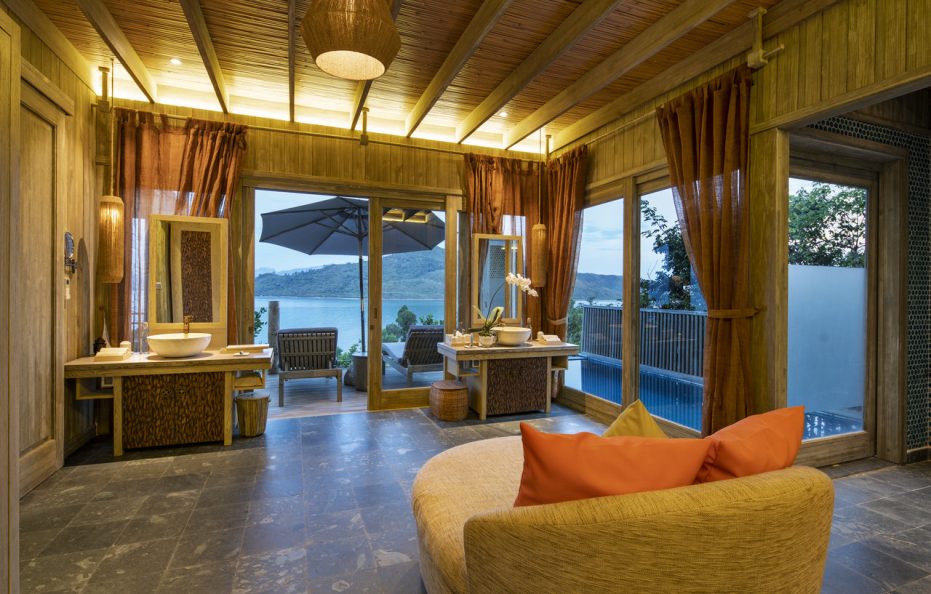 Treetop Pool Villa
